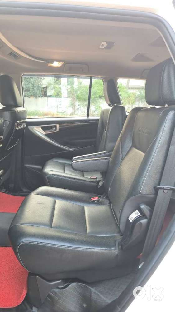 Toyota Innova Crysta