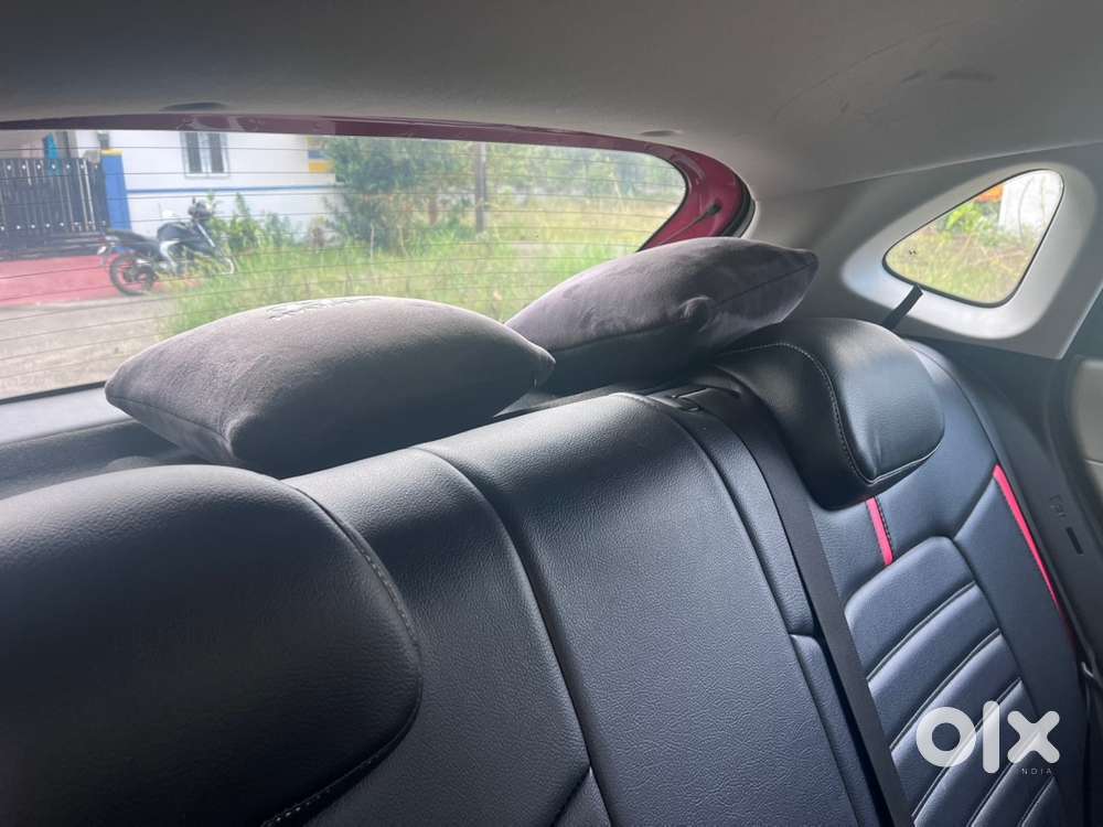 Hyundai I20 Sportz (o) Ivt | Feb 2025 | Sunroof | 1st Owner