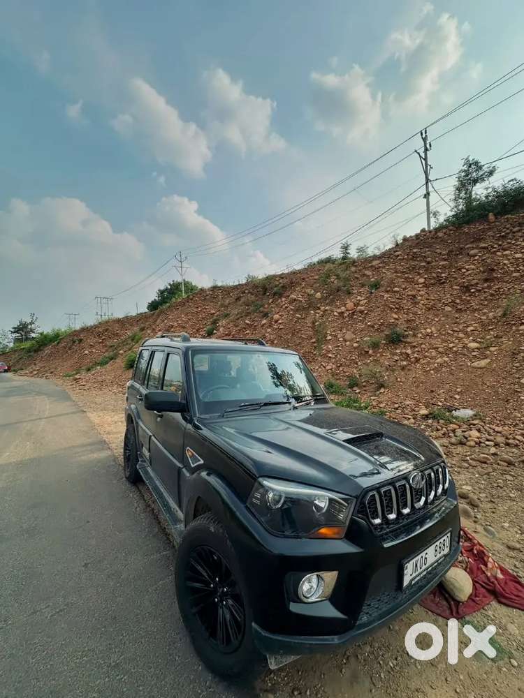 Mahindra Scorpio 2015 Diesel Classic