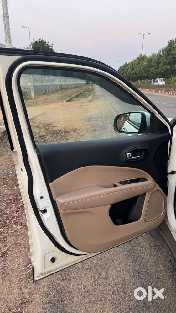 Jeep Compass 2018 Diesel 59000 Km Driven