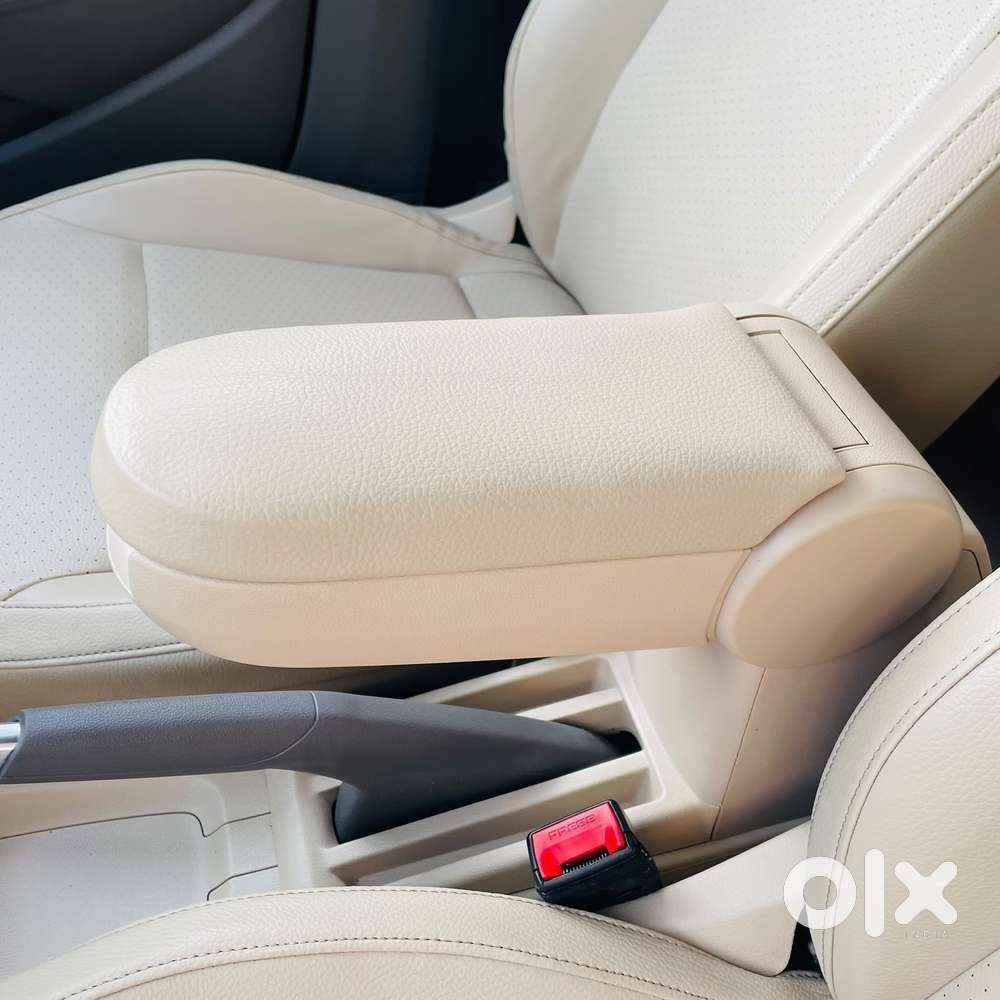 Volkswagen Vento 1.2 Highline Plus At 16 Alloy, 2018, Petrol