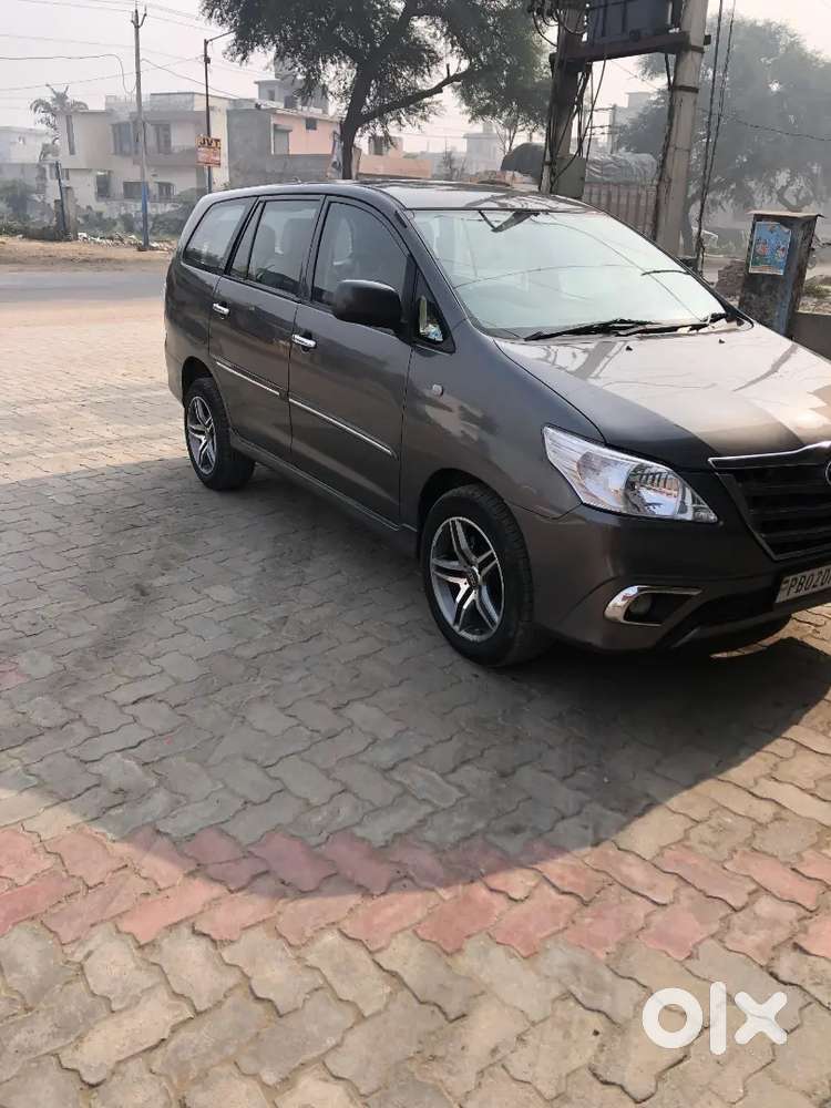 Toyota Innova 2013 Diesel 99000 Km Driven