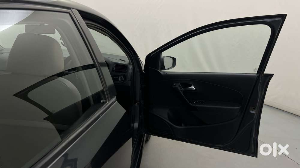 Volkswagen Polo 2009-2013 Petrol Comfortline 1.2l, 2017, Petrol