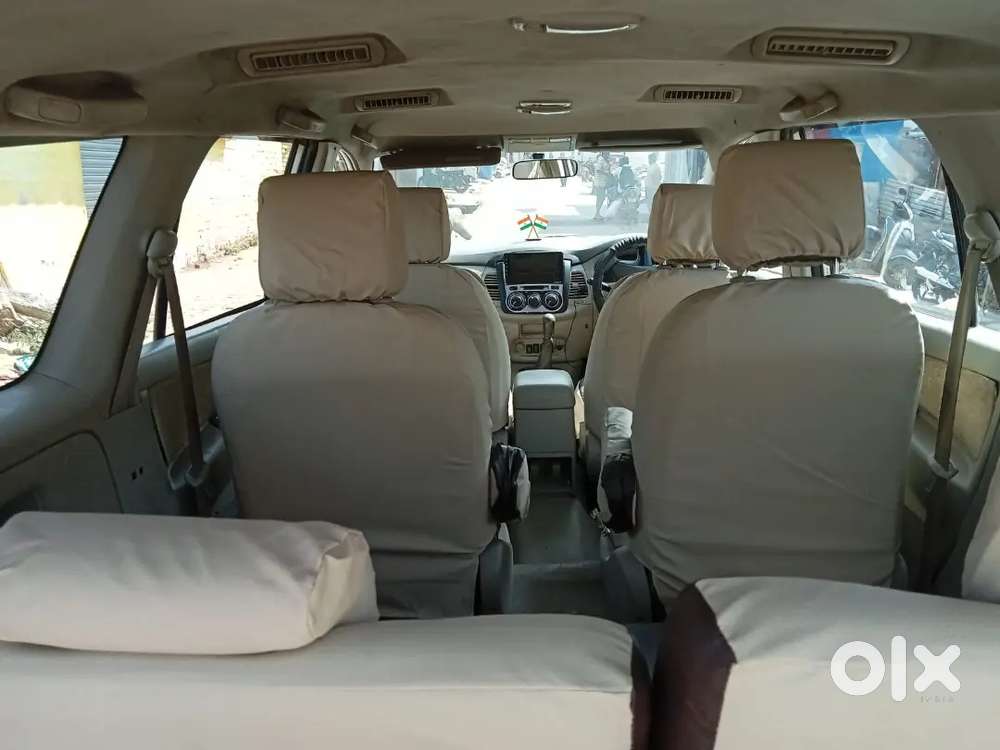 Toyota Innova 2012 Diesel Well Maintained