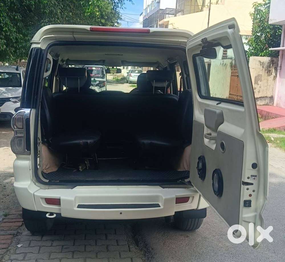 Mahindra Scorpio S4, 2017, Diesel