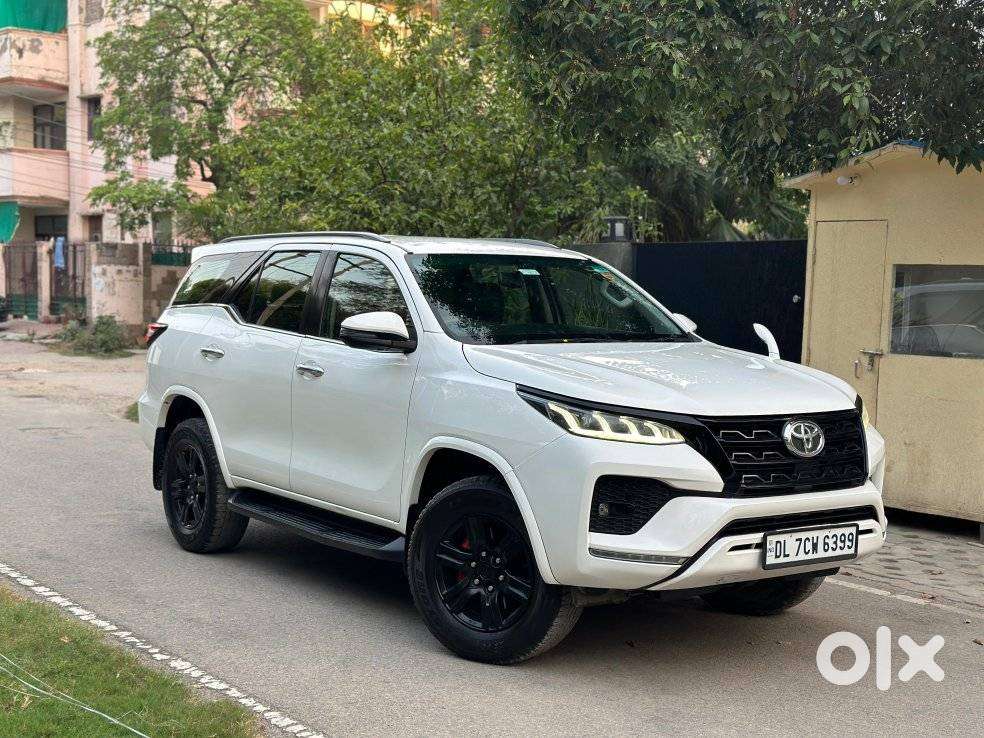 Toyota Fortuner 4x2 At 2.7 Petrol, 2024, Petrol