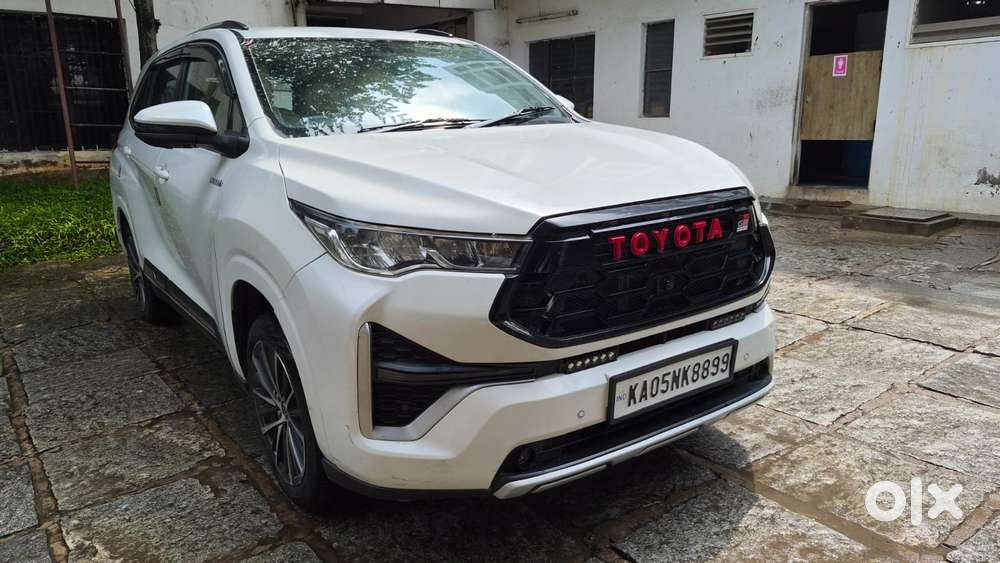 Toyota Innova Hycross 2.0 Vx Hybrid 7 Str, 2024, Petrol