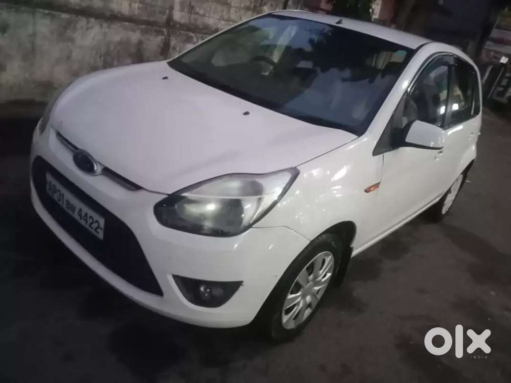 Ford Figo 2012 Diesel 82000 Km Driven