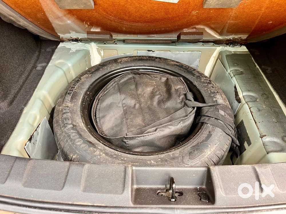 Tata Nexon Creative Plus S 1.2 Revotron Petrol 6 Mt, 2025, Petrol