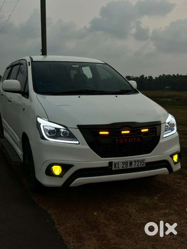 Toyota Innova 2015 Diesel Car