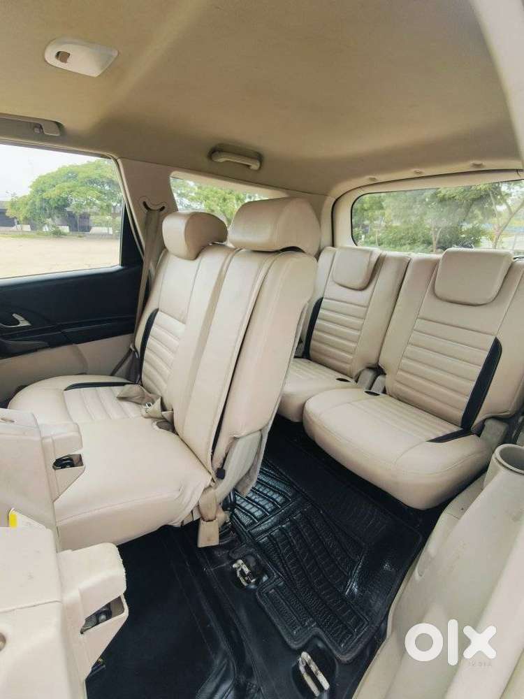Mahindra Xuv500 2.2 W10, 2016, Diesel