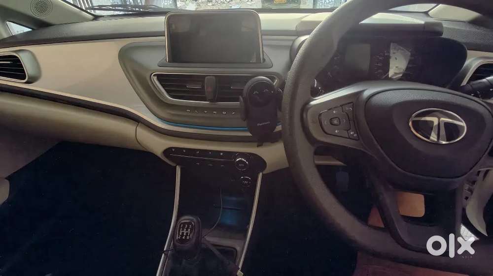 Tata Altroz 2024 Diesel Mint Condition