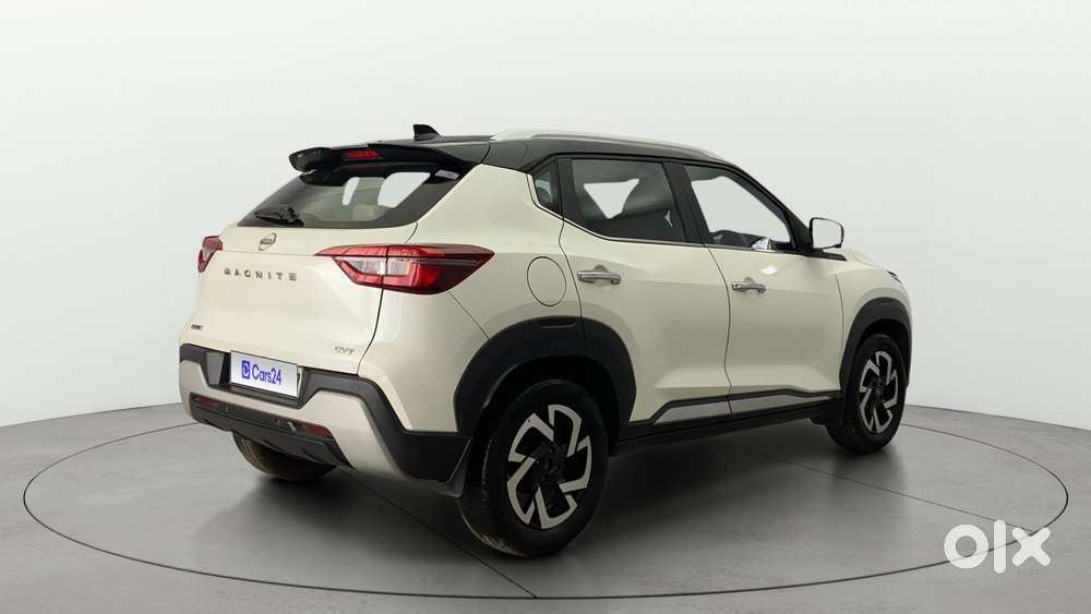 Nissan Magnite 1.0 Xv Premium Turbo Cvt, 2022, Petrol
