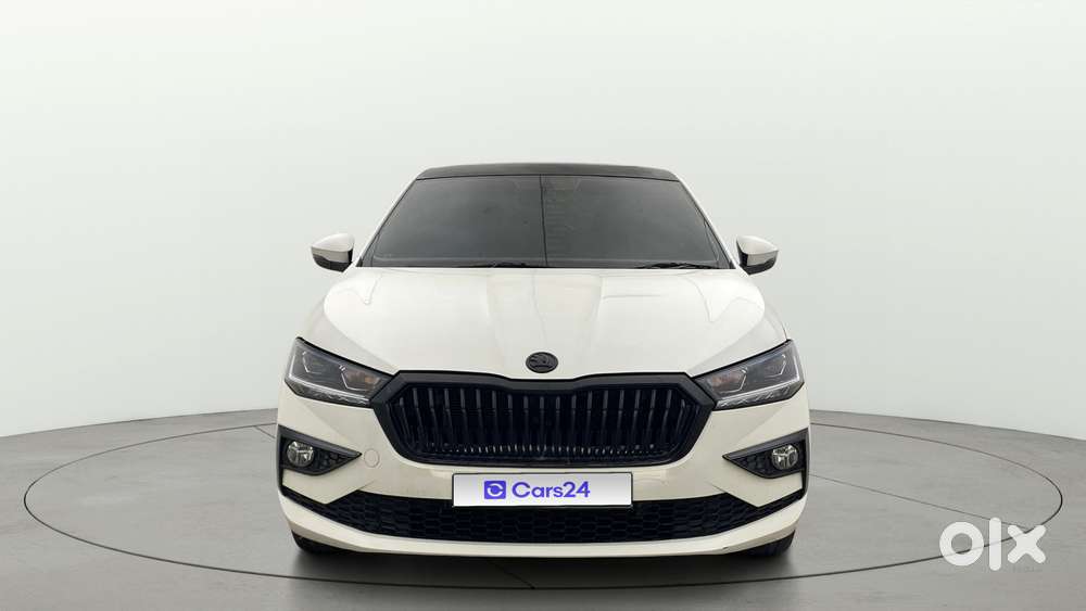 Skoda Slavia Style 1.0l Tsi Mt, 2022, Petrol