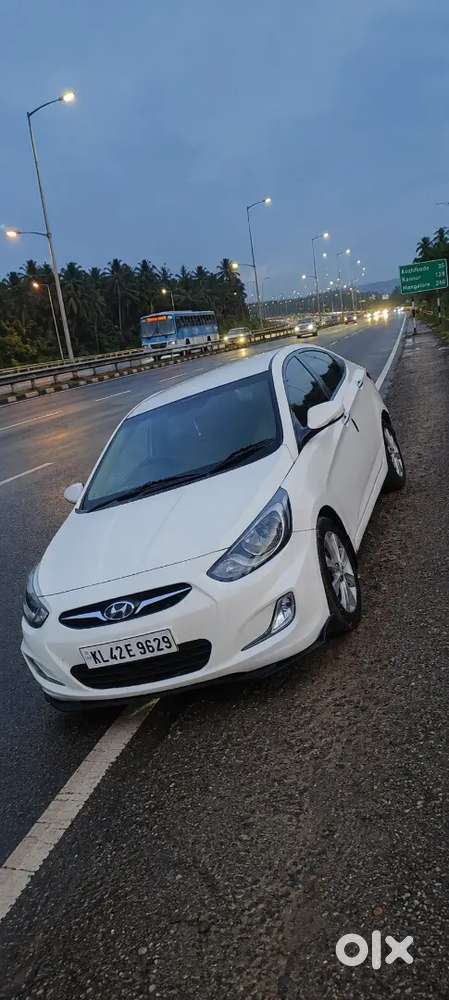Hyundai Verna 2011 Diesel 125000 Km Driven