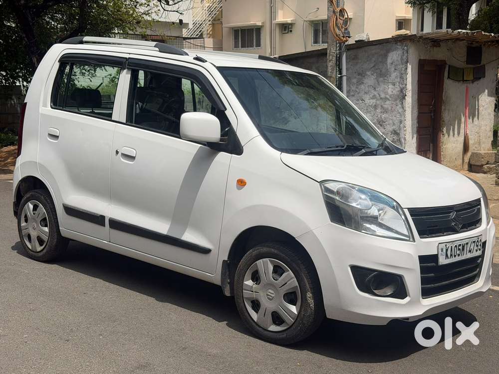 Maruti Suzuki Wagon R VXI AMT, 2016, Petrol