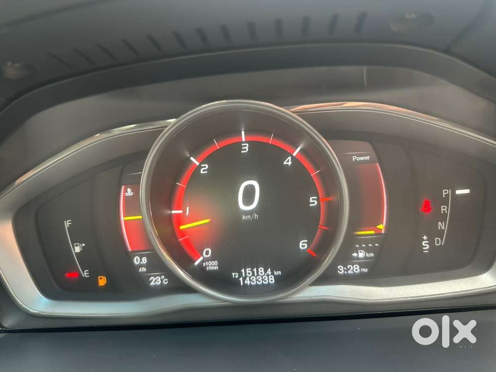 Volvo S60 Cross Country 2017 Diesel Well Maintained