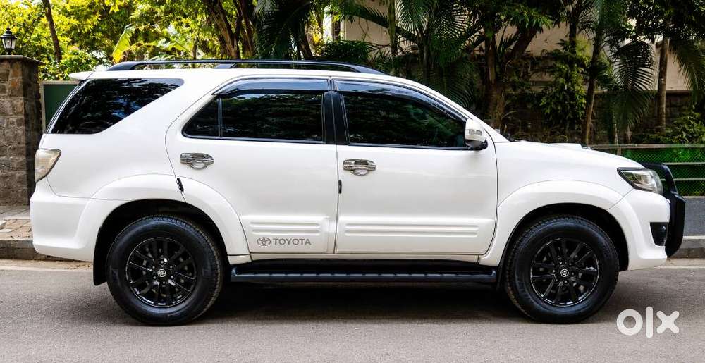 Toyota Fortuner 3.0 4x4 Manual, 2012, Diesel