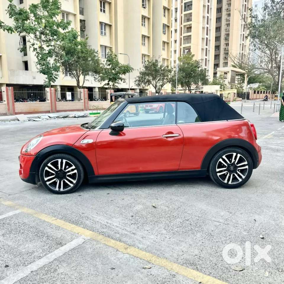 Mini Cooper Convertible, 2019, Petrol