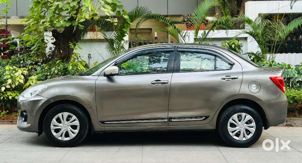 Maruti Suzuki Dzire 1.2 Vxi Amt, 2018, Petrol