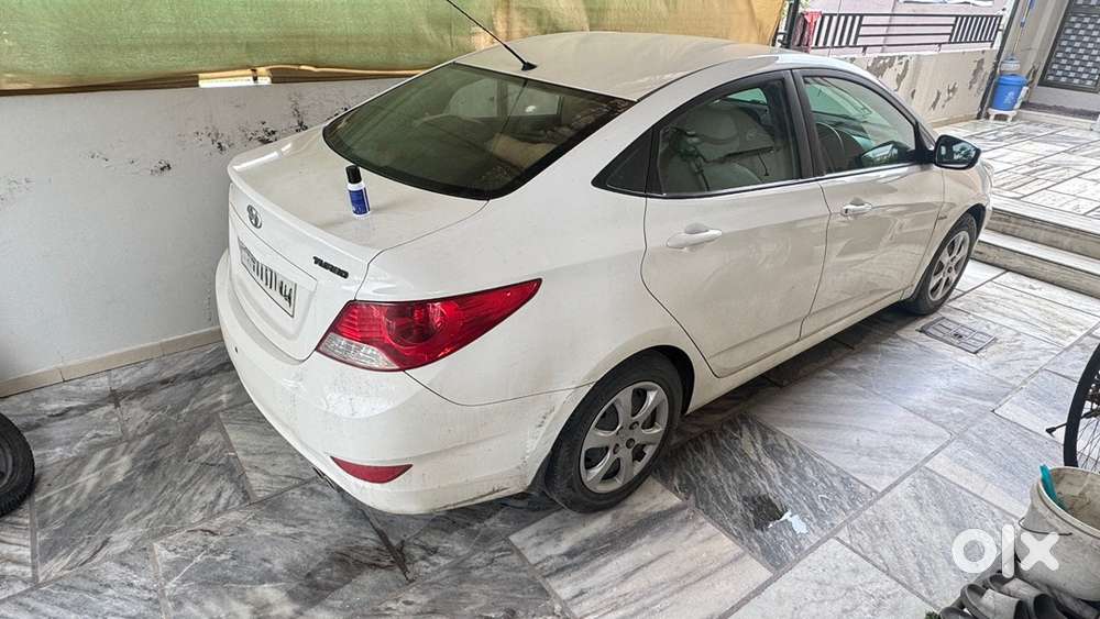 Hyundai Verna 2014 Km Driven