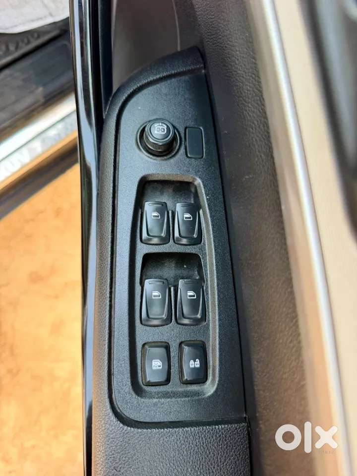 Mahindra Xuv700 2.2 Ax 5 Diesel Mt Str, 2023, Diesel