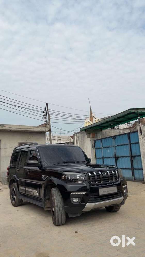 Scorpio Classic S11 Captain Seat