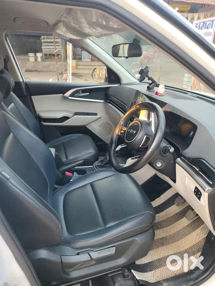 Kia Carens Luxury 7 Str 2024