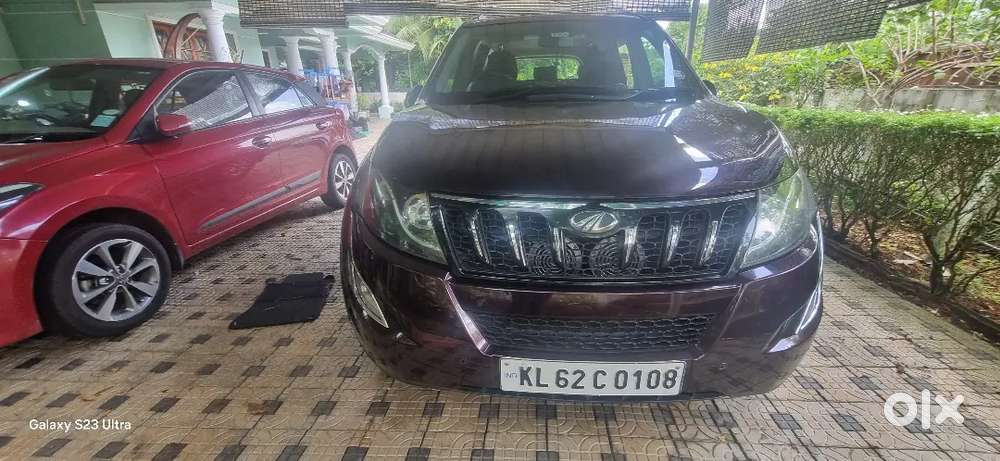 Mahindra Xuv500 2016 W10, Manual