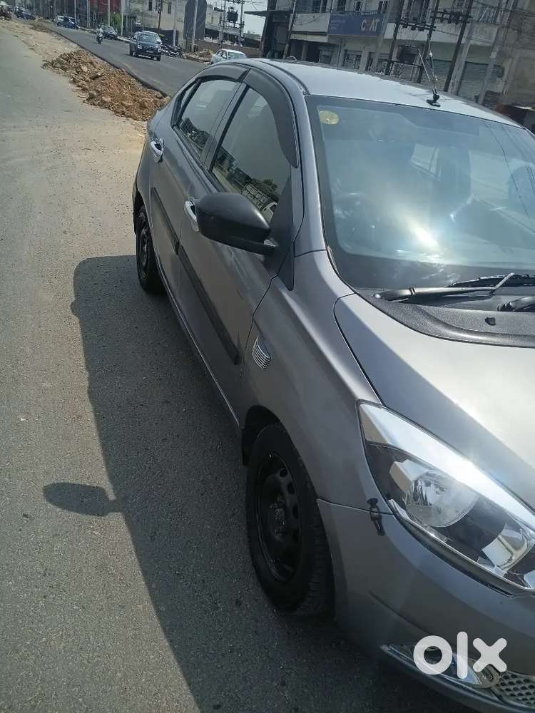 Tata Tigor 2019 Petrol 82000 Km Driven