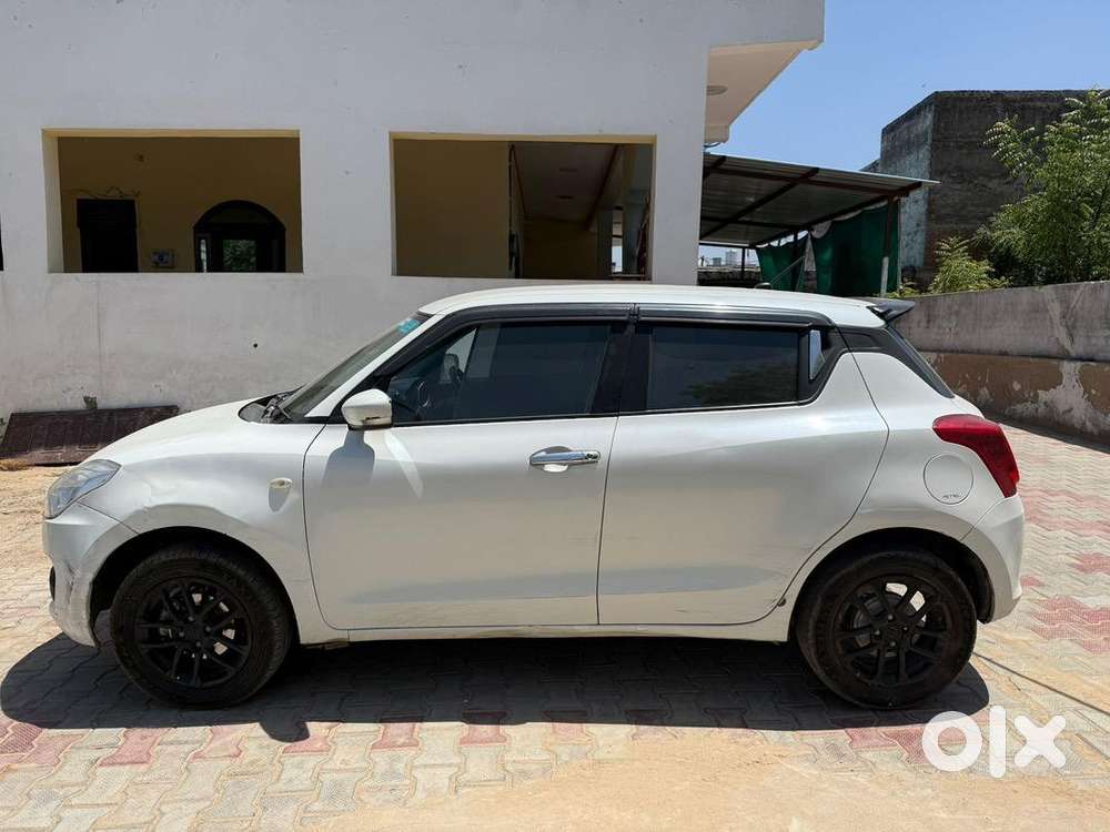 Maruti Suzuki Swift 2024 Petrol Well Maintained
