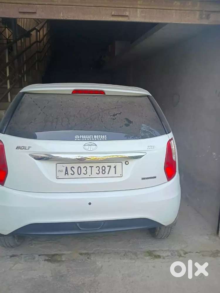 Tata Bolt Revotron 2018..