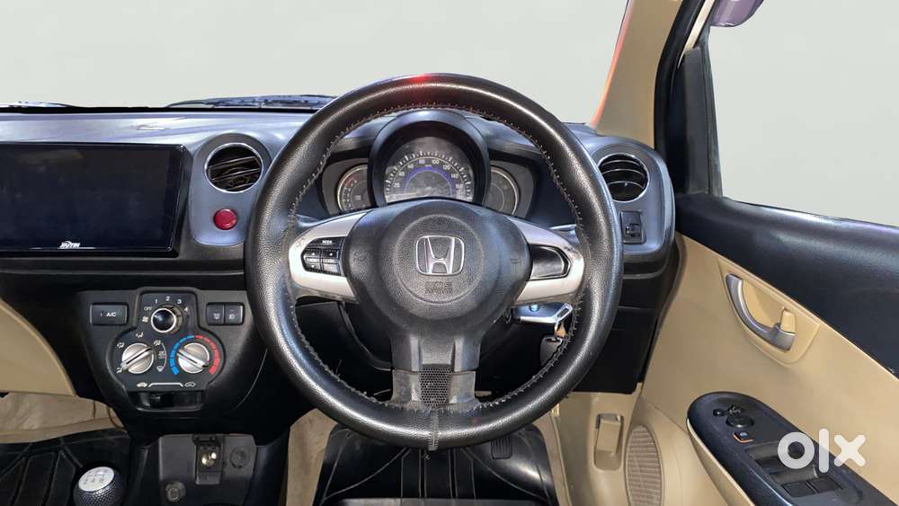 Honda Brio Vx Mt, 2015, Petrol