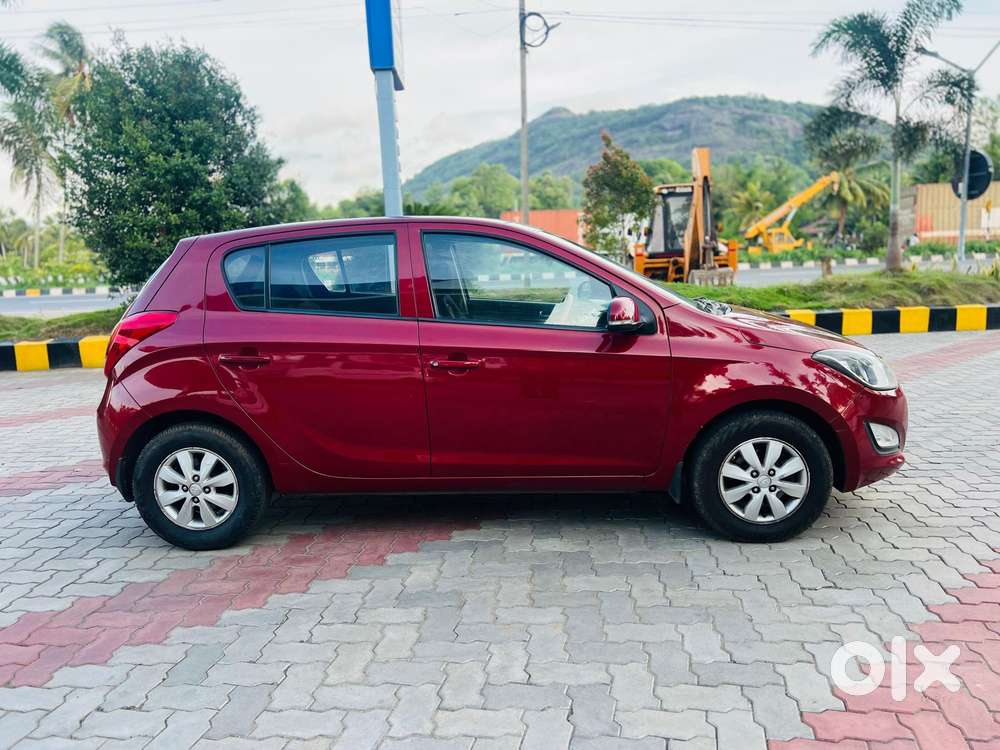 Hyundai I20 Sportz 1.4 Crdi 6 Speed Bs-iv, 2012, Diesel