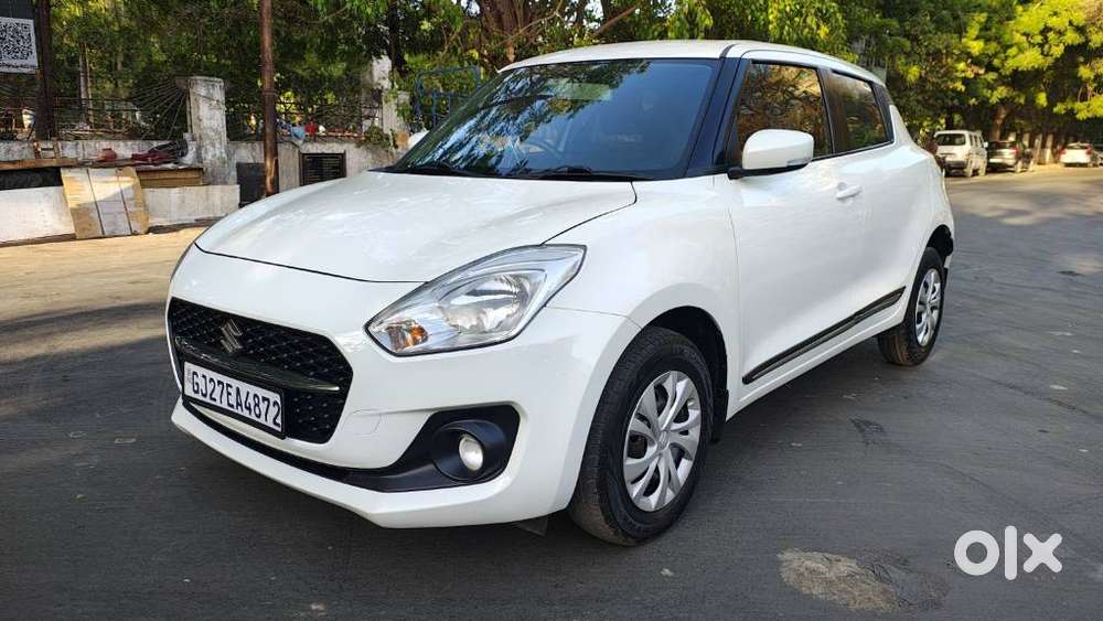 Maruti Suzuki Swift Vxi + Manual, 2022, Petrol