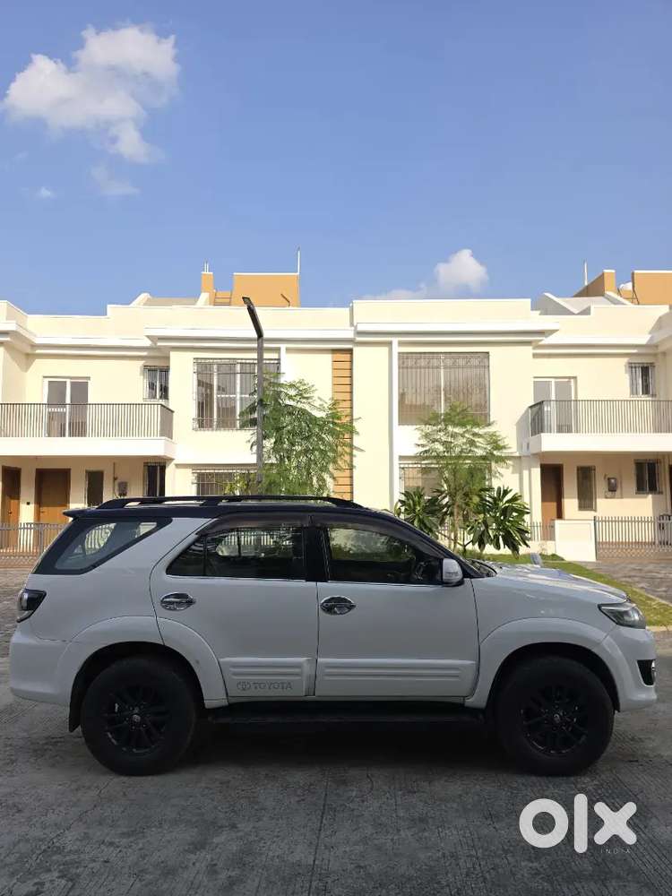 Toyota Fortuner Diesel 2015