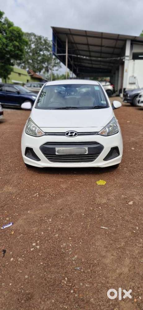 Hyundai Xcent Base 1.2, 2014, Petrol