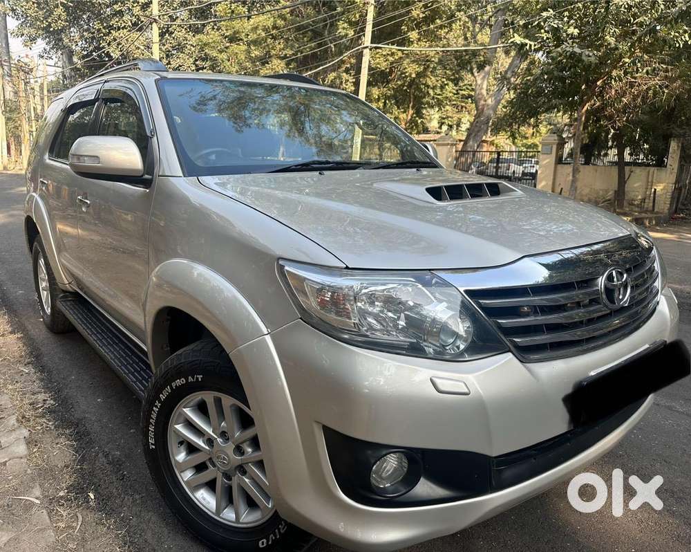 Toyota Fortuner 2011-2016 4x2 At, 2014, Diesel