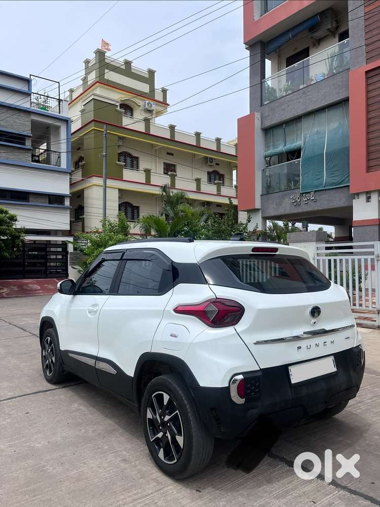 Tata Punch Camo Accomplished Mt, 2023, Cng & Hybrids