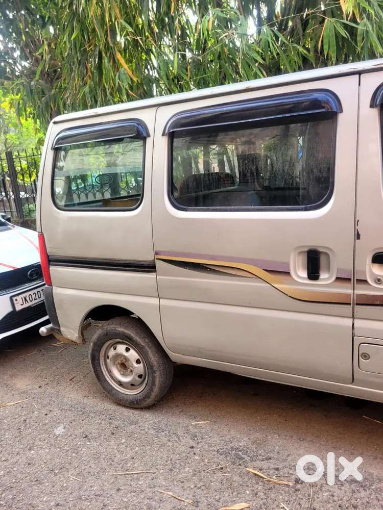 Maruti Suzuki Eeco 2010 Petrol 75000 Km Driven