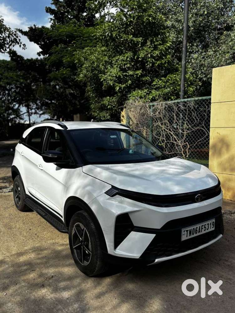 Tata Nexon Creative Plus 1.2 Revotron Petrol 6 Amt, 2024, Petrol