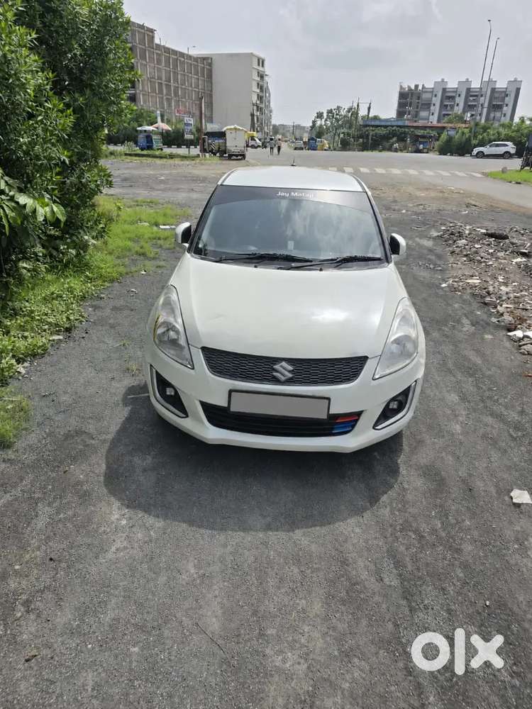 Maruti Suzuki Swift 2014 Petrol / Cng