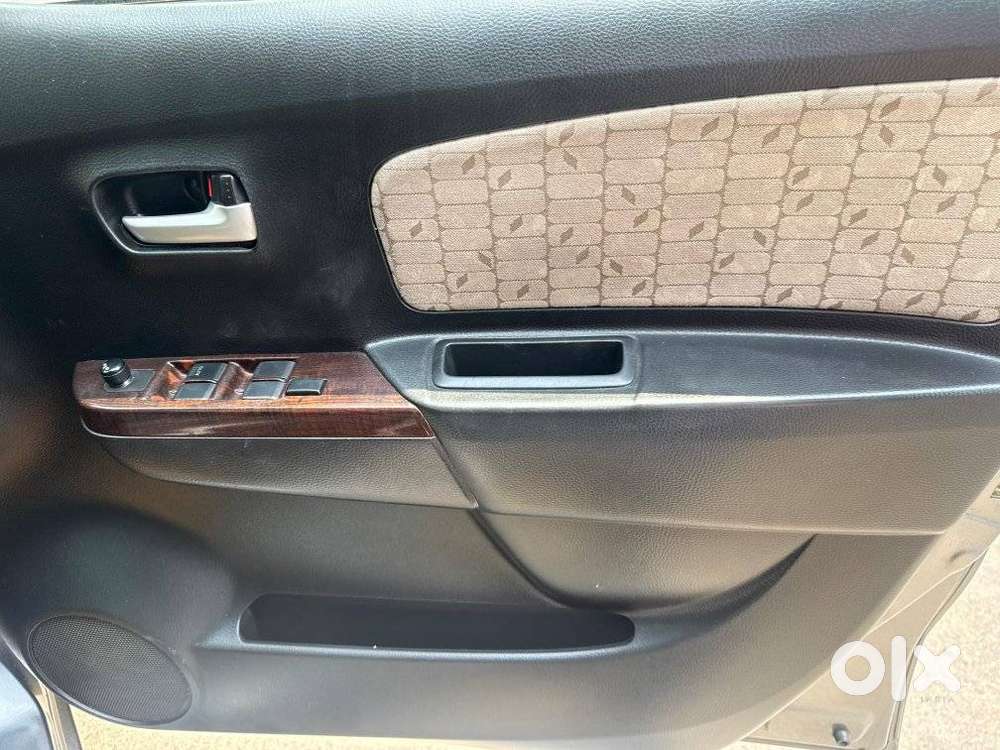 Maruti Suzuki Wagon R Amt Vxi, 2018, Petrol