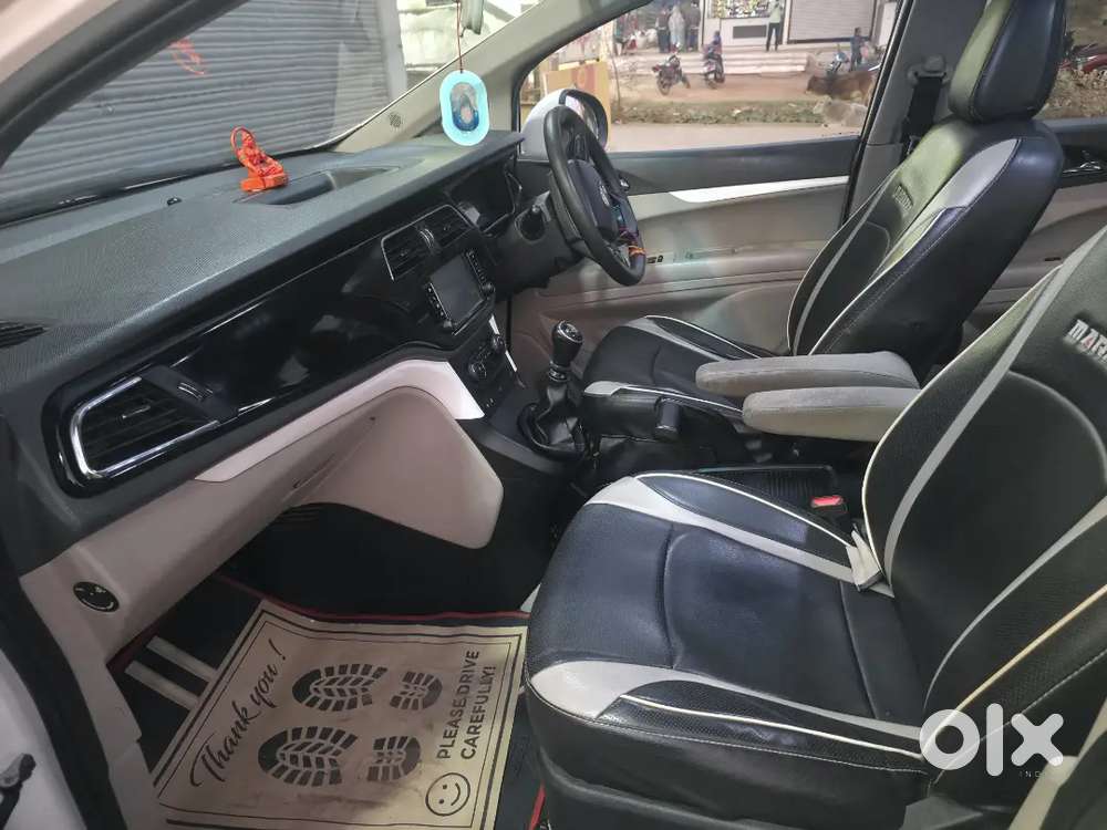 Mahindra Marazzo 1.5 2022