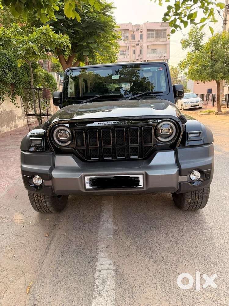 Mahindra Thar Roxx 2025 Petrol 6600 Km Driven