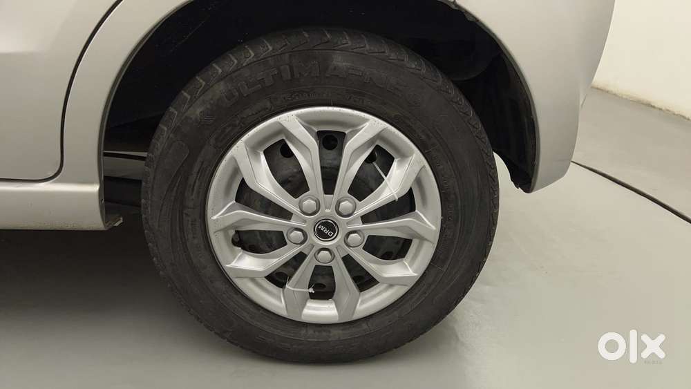 Maruti Suzuki A-star 1.0 Zxi, 2011, Petrol