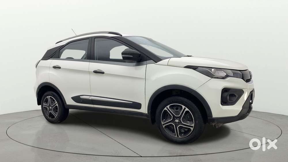Tata Nexon 1.2 Revotron Xm (s), 2020, Petrol