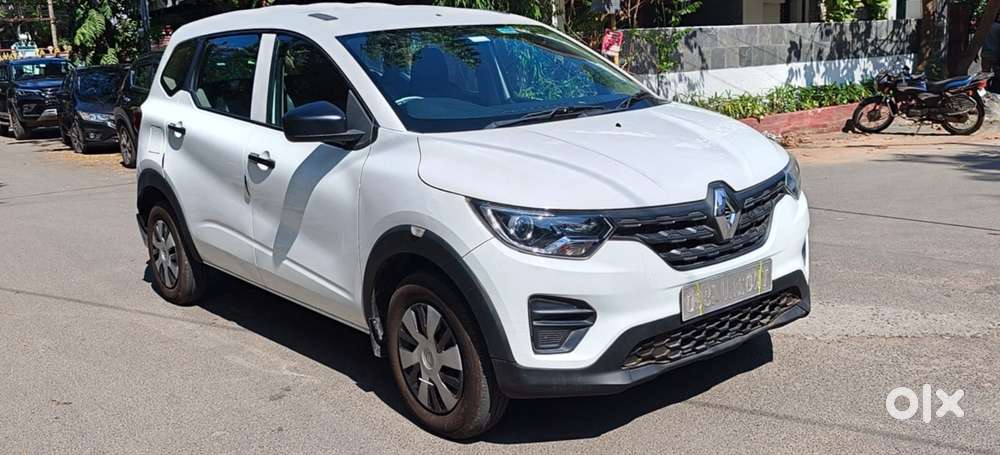 Renault Triber Rxl, 2022, Petrol