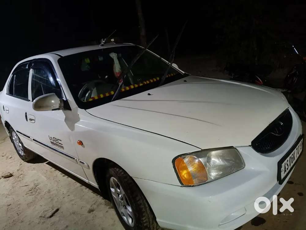 Hyundai Accent Hatchback 15 Petrol 100000 Km Driven
