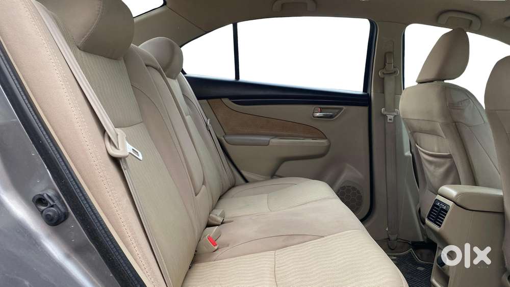 Maruti Suzuki Ciaz 2014-2017 Vxi Plus, 2017, Petrol